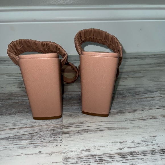 Mauve Steve Madden 9.5 Sandal - Picture 7 of 10